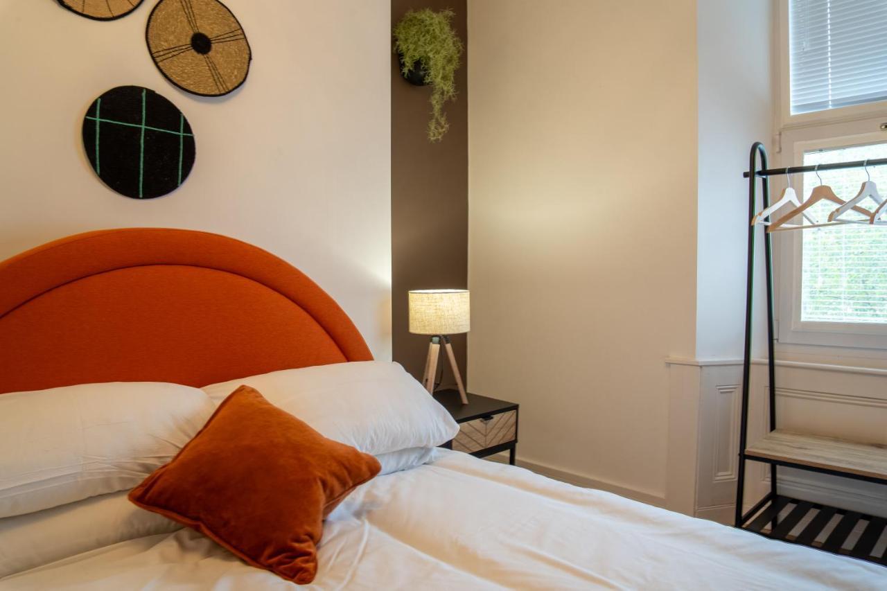 Trendy Urban 140mtrs To Train Station Apartment *